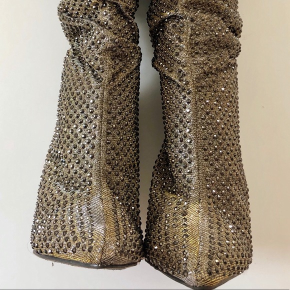 BAMBOO Latest Trends, Stones Knee Boots • 9